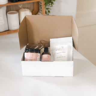 Deluxe Natural Lip Balm Kit with Scales